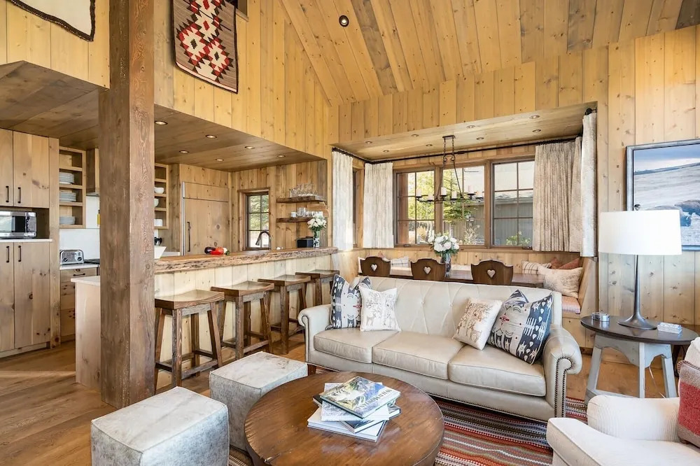 5 Bandit Way 4 Bedroom Home by Moonlight Basin Lodging