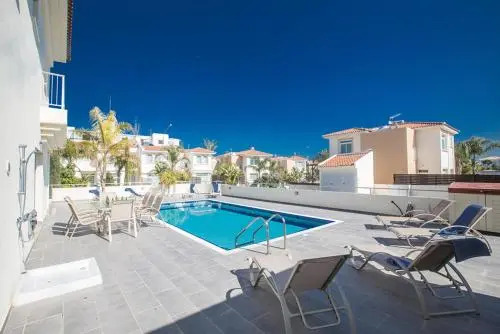 How to Rent Your Own Private Luxury Holiday Villa in Protaras for Less than Basic Hotel, Protaras Villa 1255