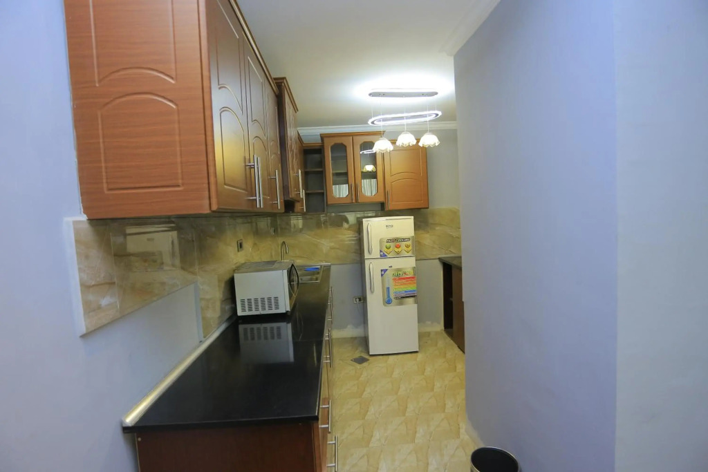 Yadonay Hotel