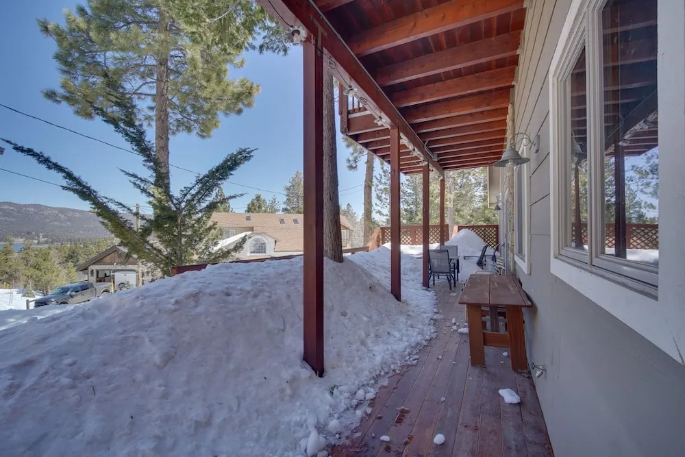 Spacious Big Bear Cabin Rental - 1 Mi to Lake!