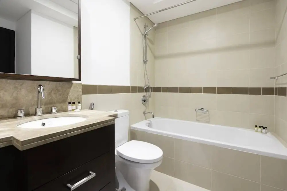 Incredible Apartment With Balcony - Fits 4