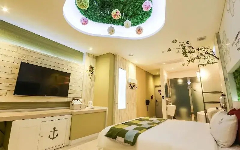 Yeosu Marina Self Check-in Motel