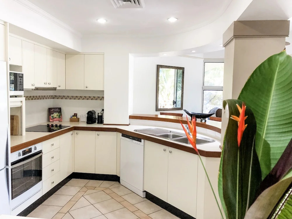 Villa Beach Palm Cove