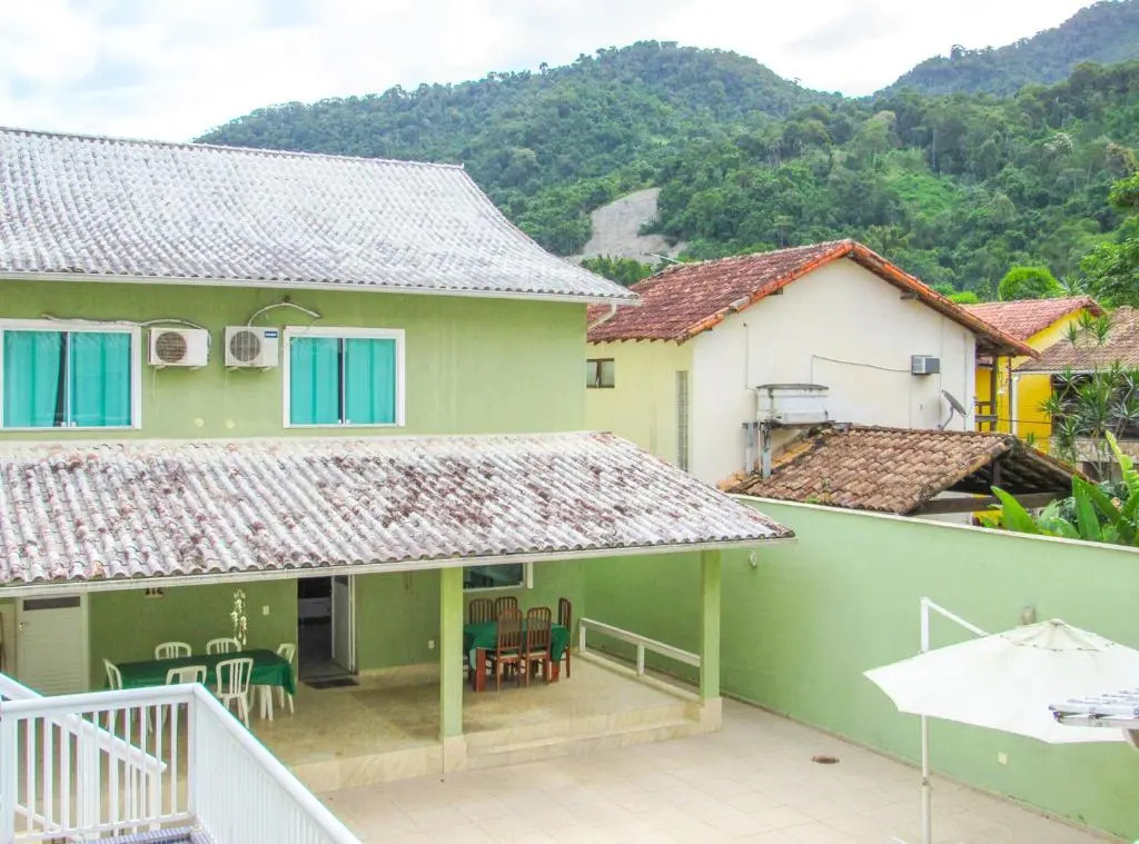 Casa com WiFi a 230m da Praia de Garatucaia-RJ