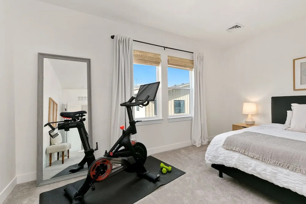 Coastal Chic Home near New Belgium & Old Town FC