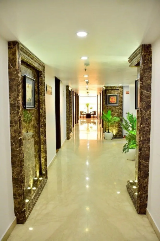 SK Crown Park Naraina