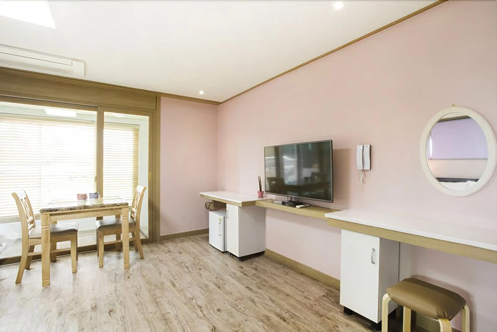 Sheelddi Pension