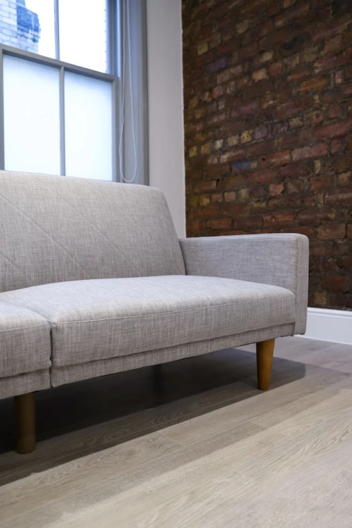 16 Queen Avenue Collection by Happy Days