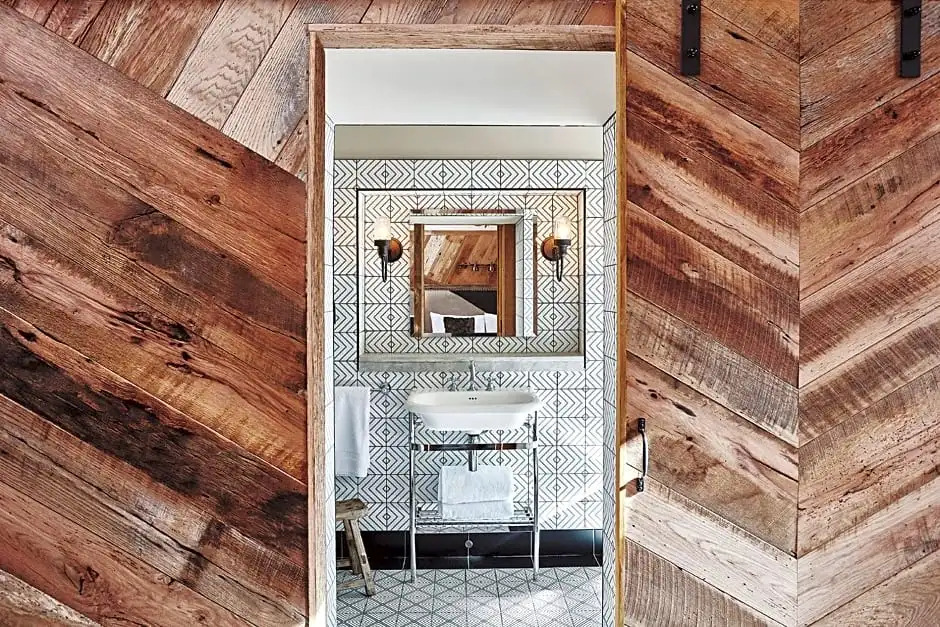 No.26 By The Sea