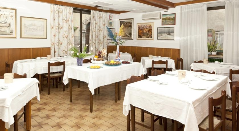 Hotel Marchi