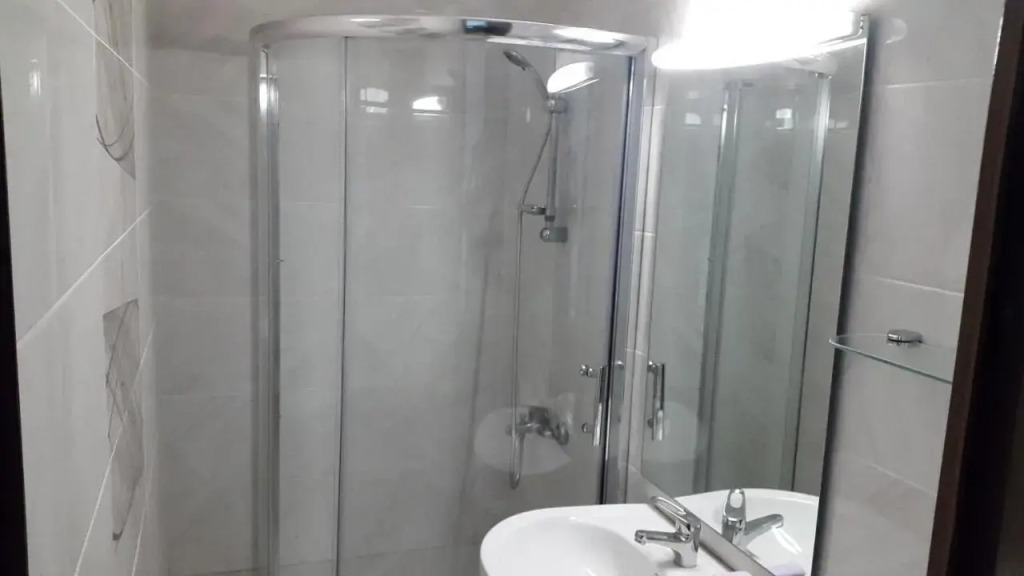 Lasha Guest House