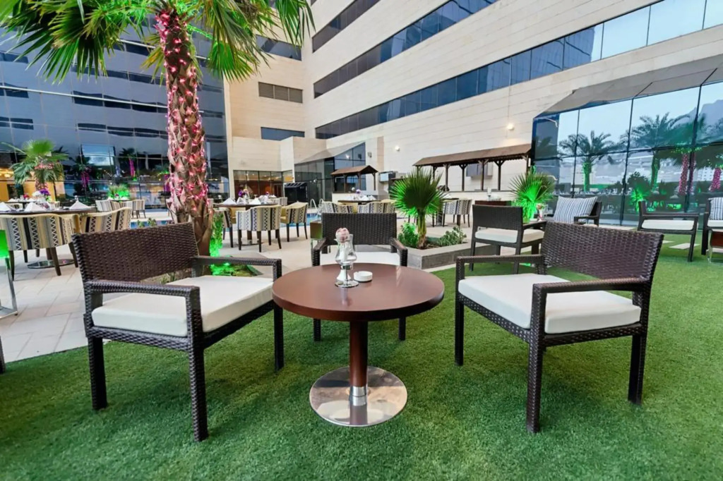 Holiday Suites Al Azizia