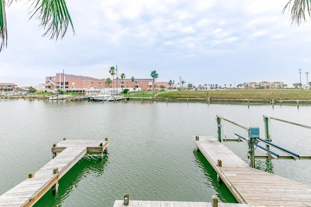 N Padre Island Condo by RedAwning