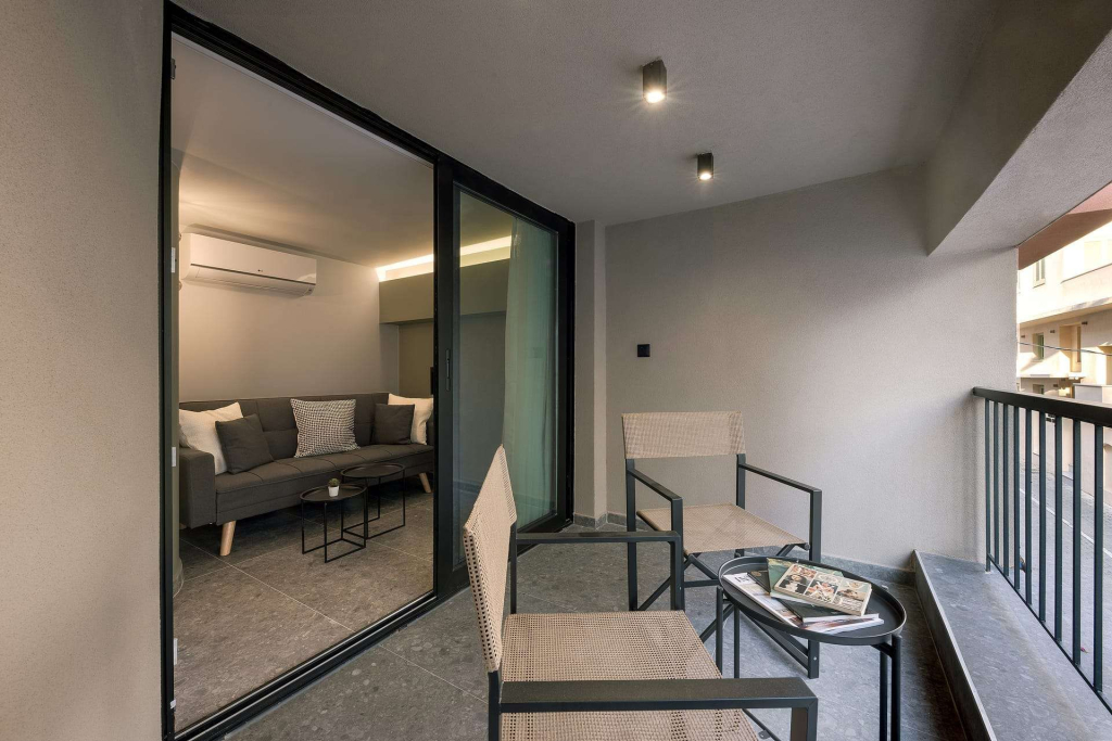 Bonnie Athens by Nin&Bau