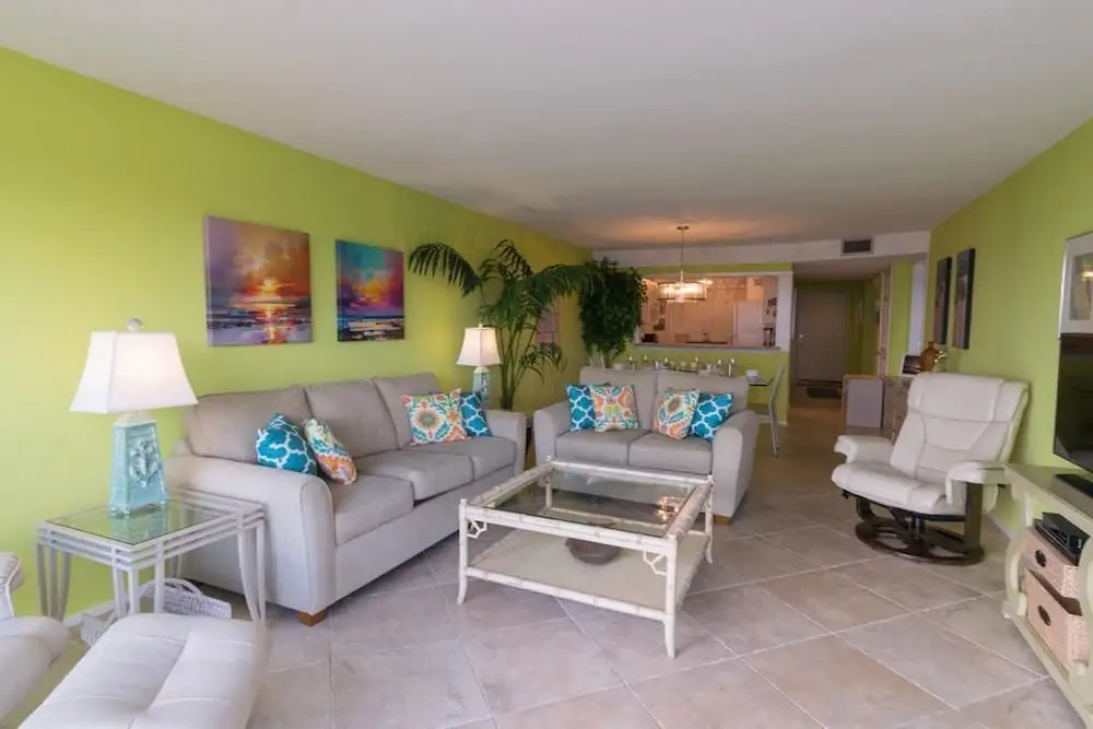 Sunbow Bay 308