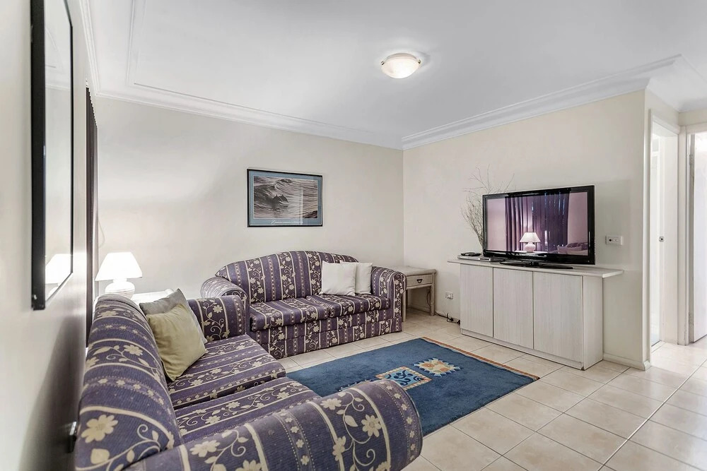 Florentine Unit 2, 11 Columbia Close