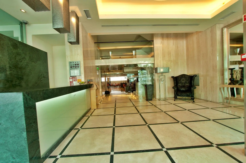 TURIM Alameda Hotel