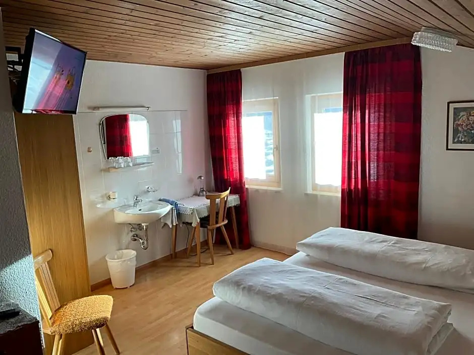 Alpenblick Bed & Breakfast
