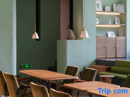 Yangshuo Li Vacation Apartment
