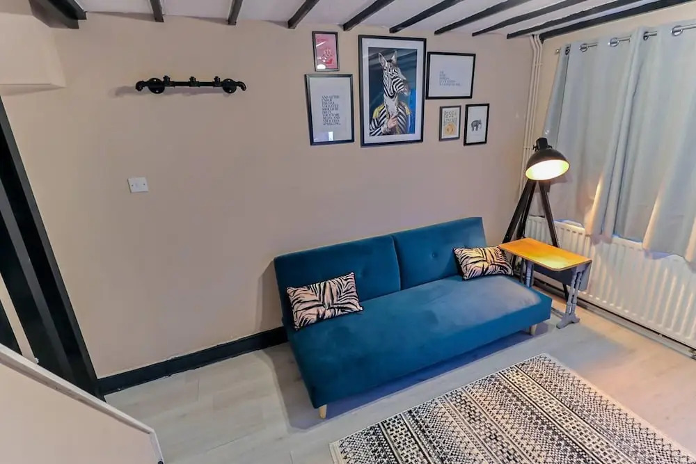 Beautiful 3-bed Cottage in Burnham-on-crouch