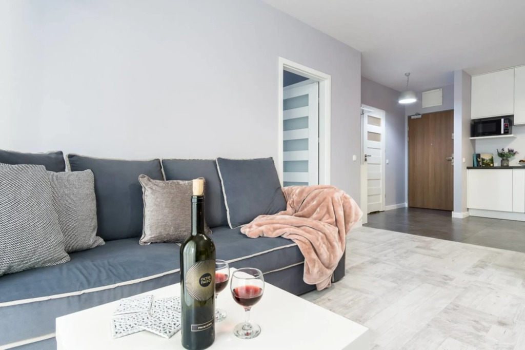 Cosy one bedroom apartment near the sea