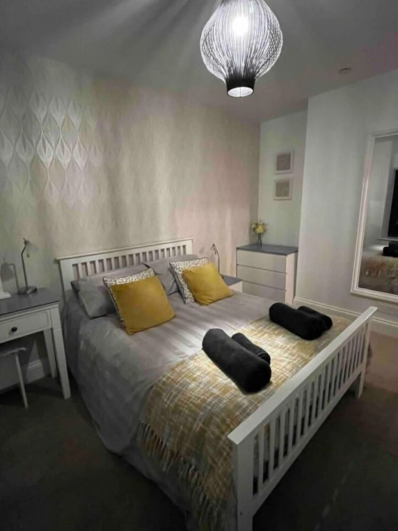 Remarkable 1-bed Seaview Beach Apartment Barmouth