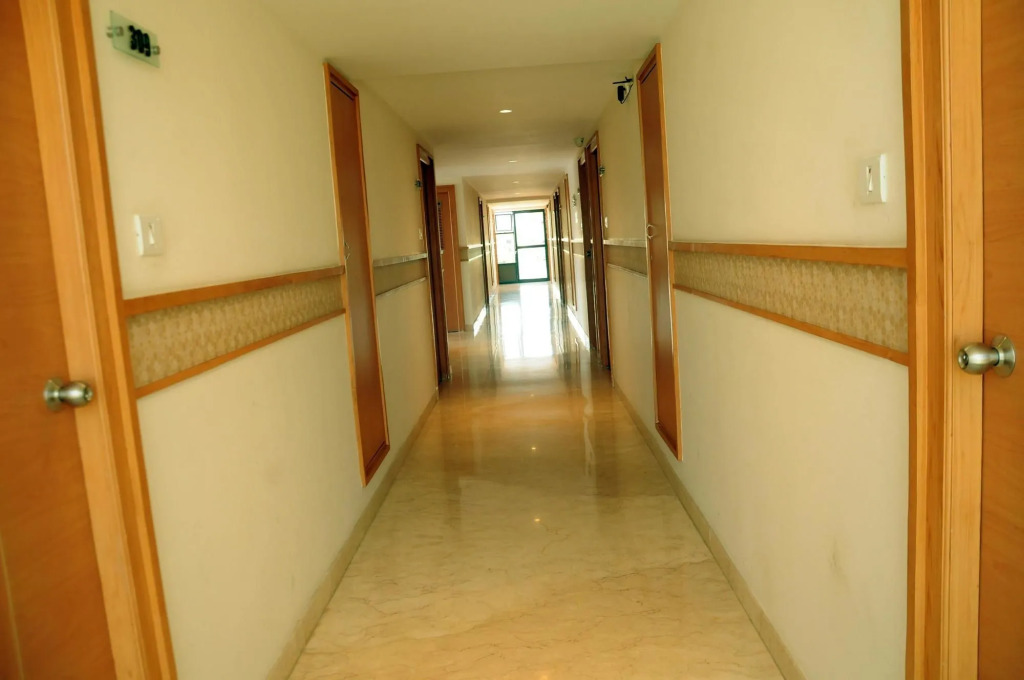 OYO Rooms Cross Cut Road Gokhale Street