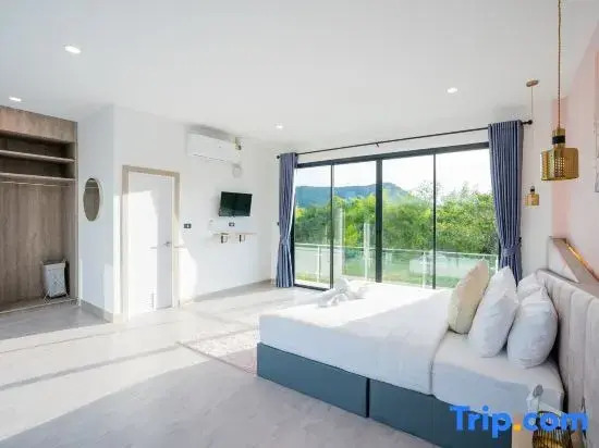 BOSS Luxury PoolVilla Pattaya Bang Saray Beach 8 Bedrooms