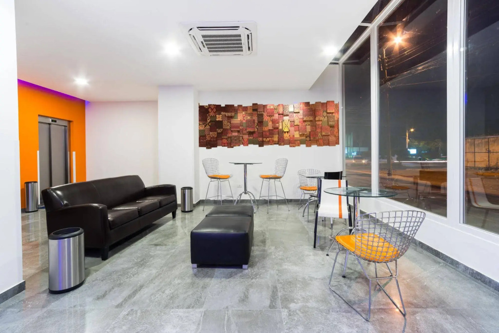 Hotel LP Equipetrol