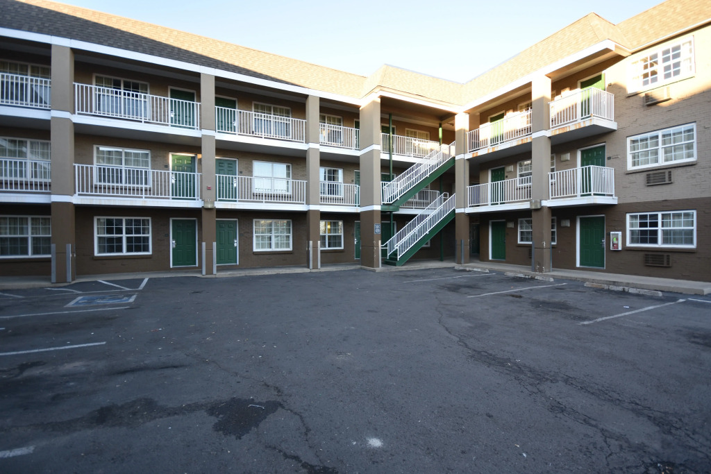 Crossland Economy Studios - Denver - Lakewood West