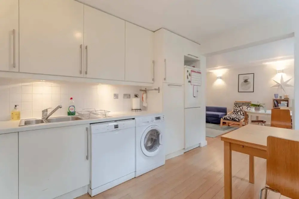 Elephant and Castle 2 Bedroom Apartment