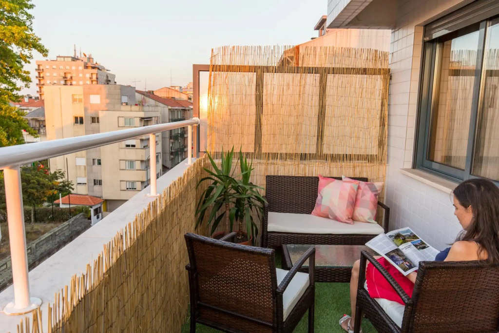 Sunset Relaxing Apt with terrace, parking & bikes