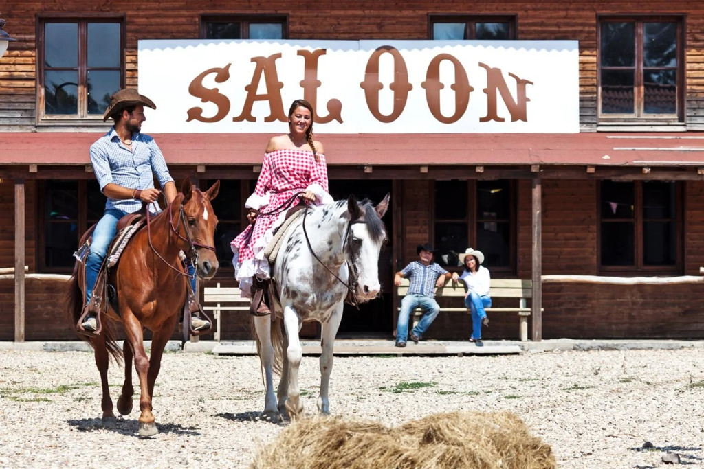 Horse Country Resort Congress & Spa - Hotel Ribot