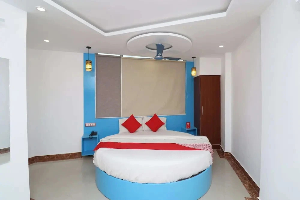 D Comfort Residency by OYO Rooms