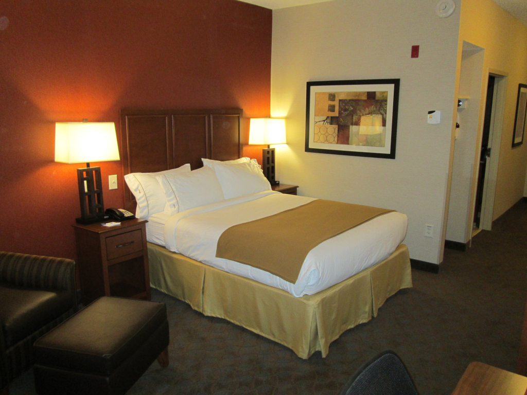 Holiday Inn Express & Suites Paducah West by IHG