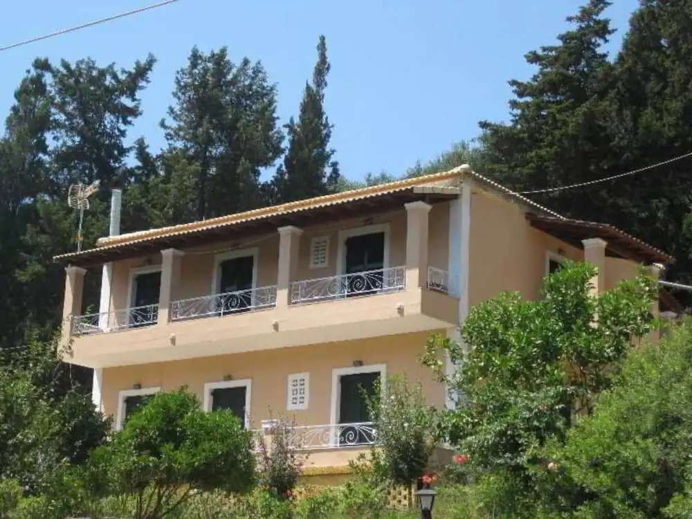 Zacharenia Apartments