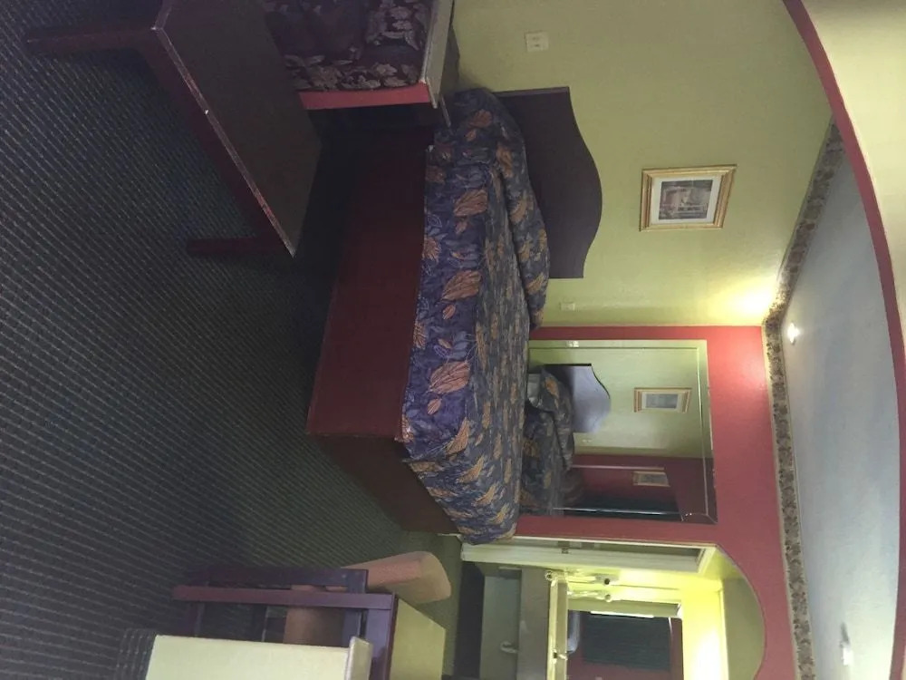 Scottish Inns & Suites Eastex Fwy.