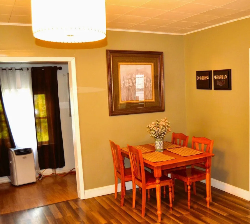 7-bedroom Retreat Sleeps 13