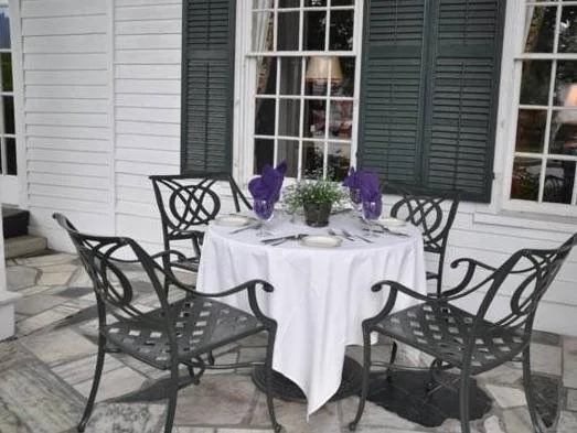 The Dorset Inn