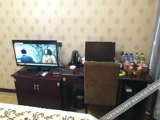 7tiandi Business Hotel (Zhengzhou Dianzi Xinxi Zhiye Jishu Xueyuan Zhongmu Station)