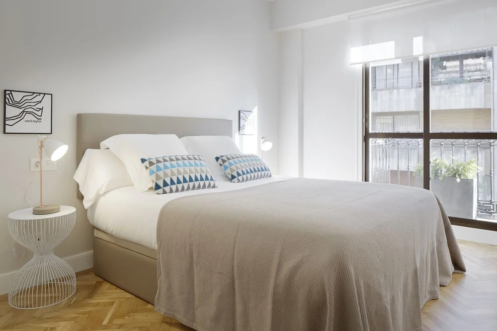 Zurriola Jazz Apartment by FeelFree Rentals