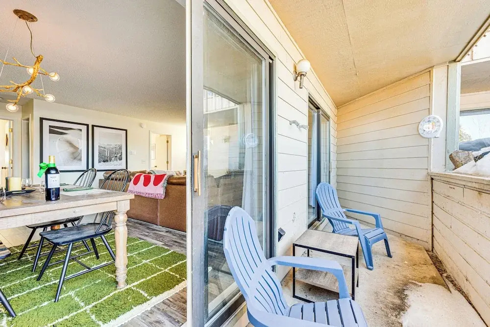 Fraser Condo w/ Ski Shuttle & Resort Amenities!