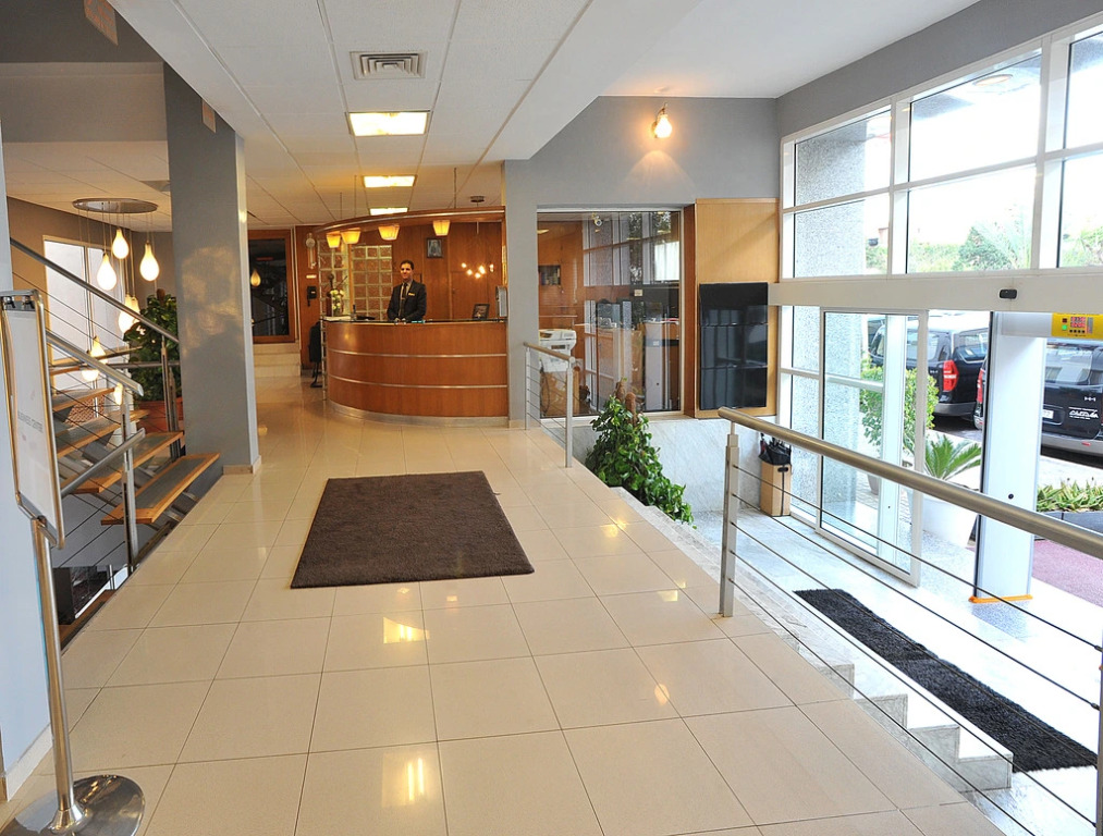 Casablanca Suites & Spa