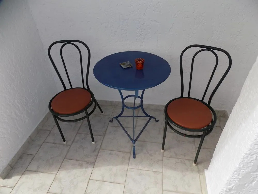 Skyros Junior Studios