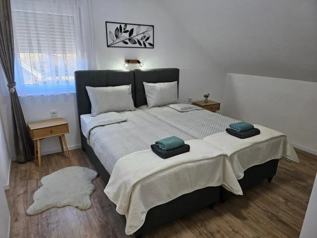 Apartman Ana Gracac