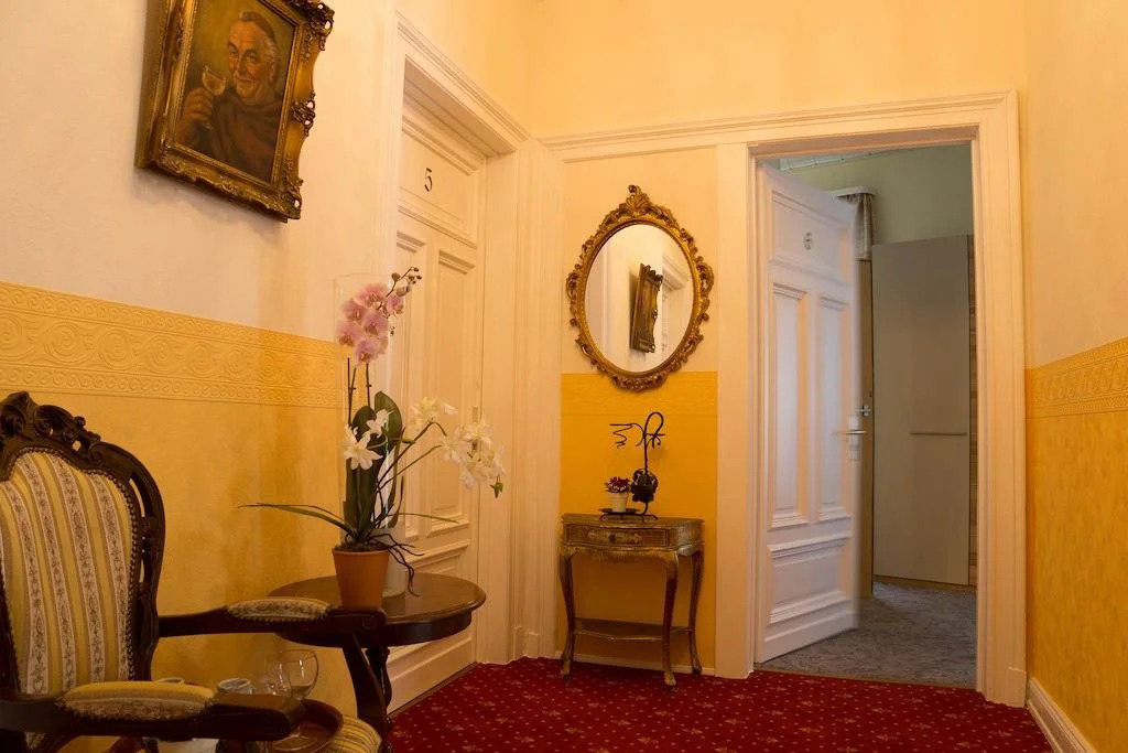 Hotel Garni - Weinhaus Arns