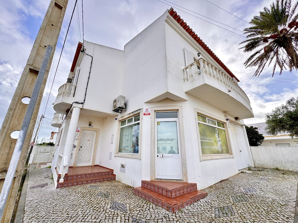 Altura Typical House by Homing