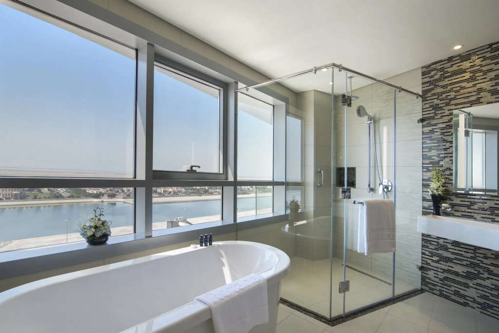 Pearl Rotana Capital Centre