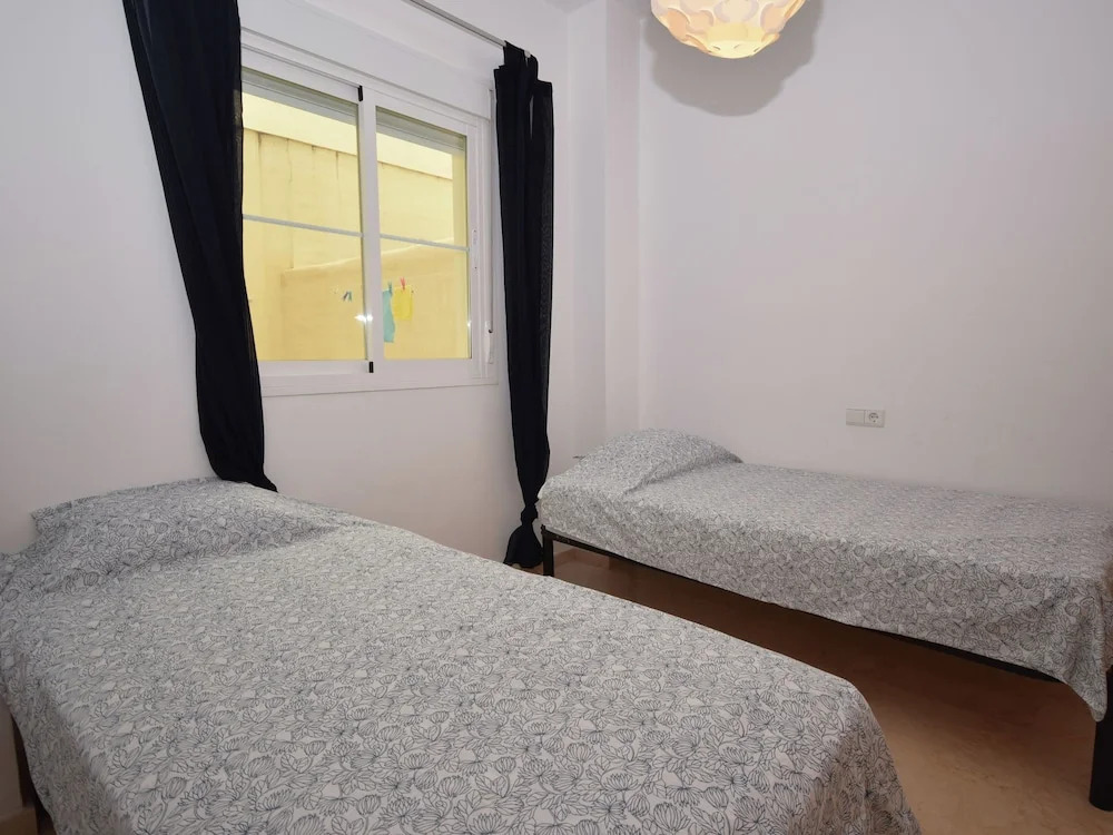 Comfortable Apartment on the Golf Course, Near the Beach and Activities