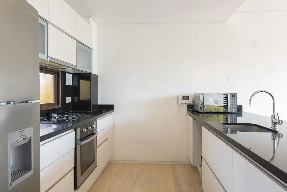 Spacious Loft @ Parque de Los Novios w/ wifi steps from the beac